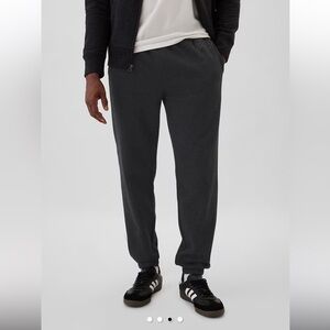 GAP Men's Logo Joggers NWT